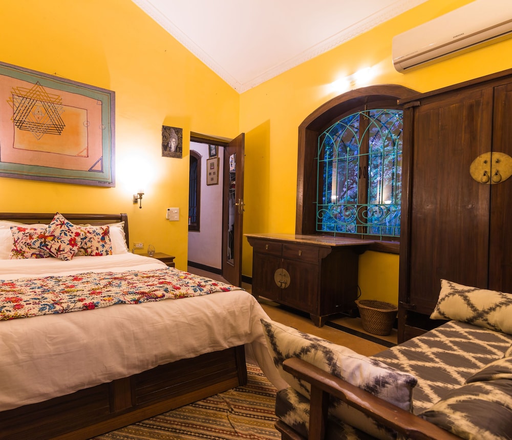 Comfort Double Room, 1 Double Bed, Balcony, Courtyard Area photo 1