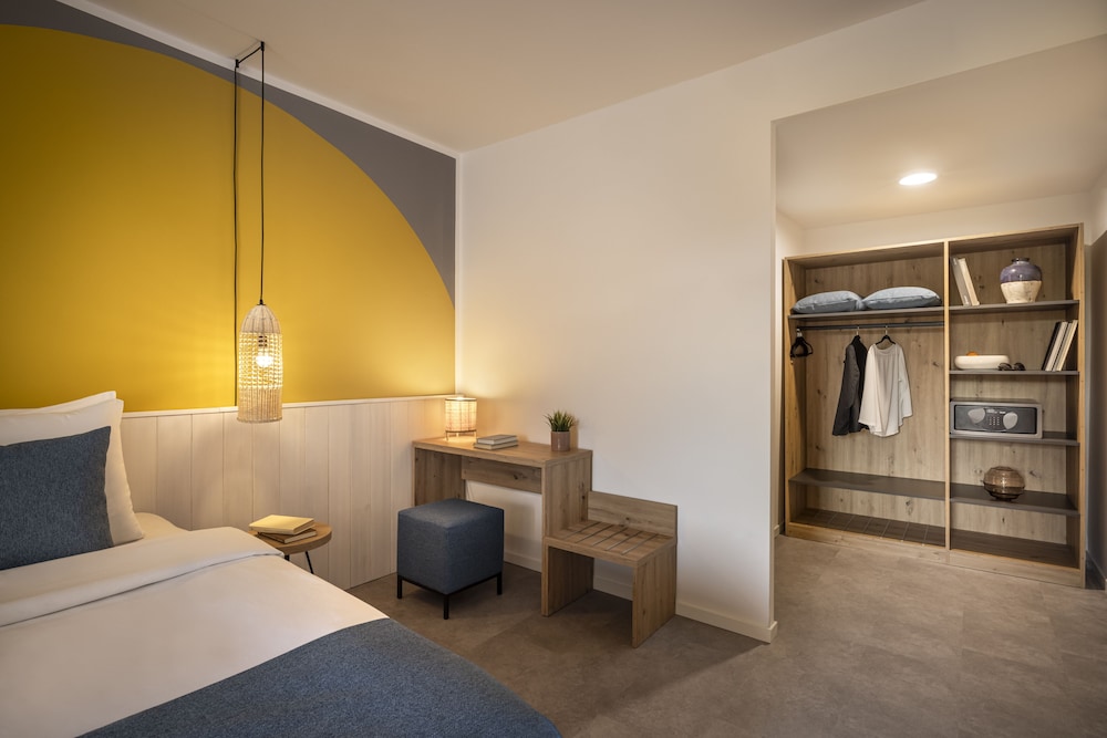 Room for 3 - Photo 5