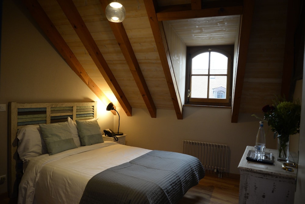 Economy Room photo 3