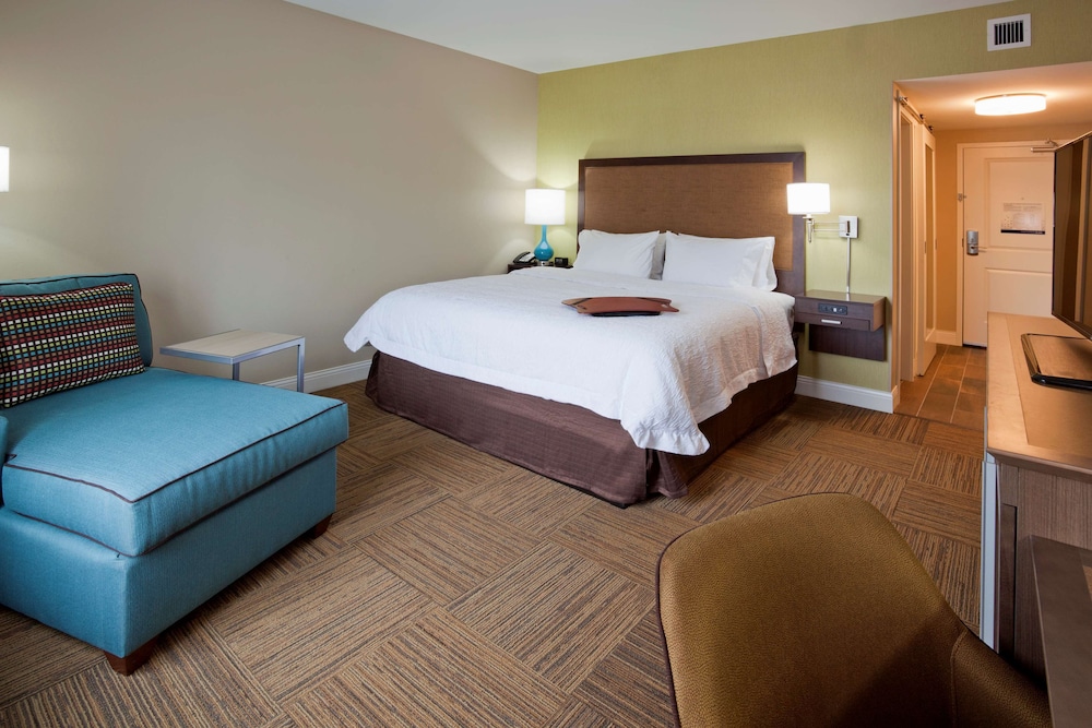 Room, 1 King Bed, Accessible, Non Smoking (Hearing Impaired) photo 1
