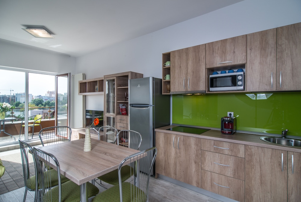 Senior Apartment, 2 Bedrooms