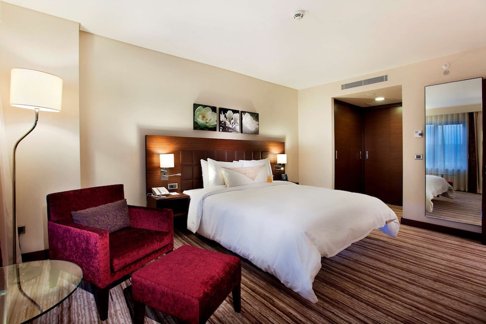 Suite, 1 King Bed