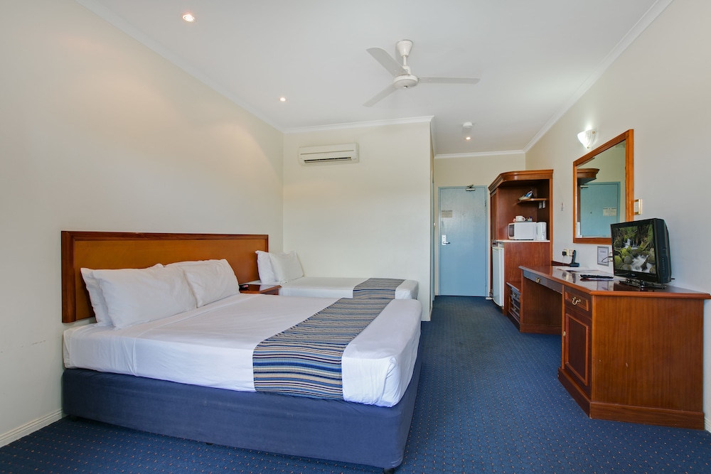 Budget Twin Room photo 3