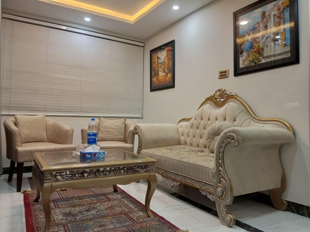 Executive Room photo 2