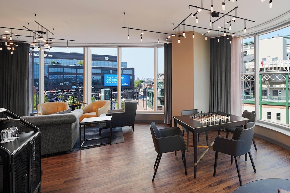 Suite, 1 Bedroom, City View thumbnail 6
