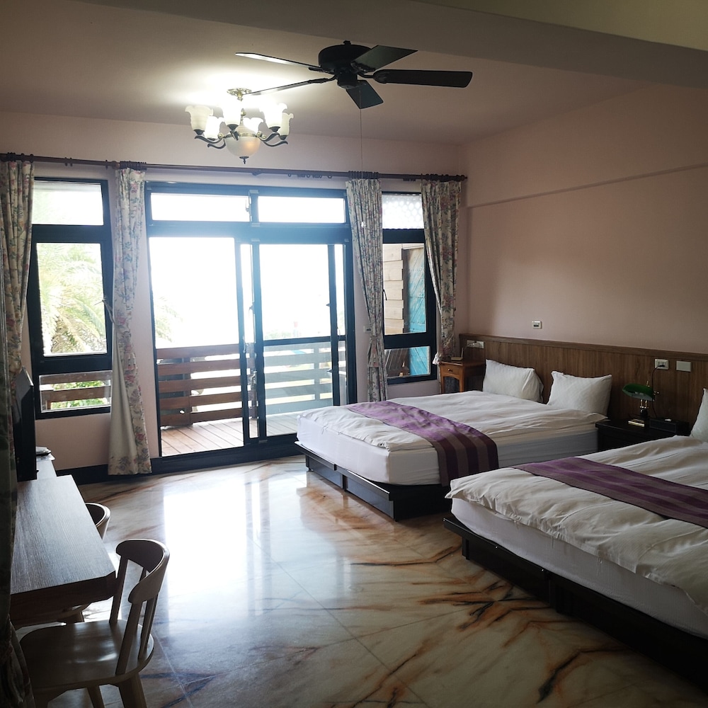 Elite Quadruple Room