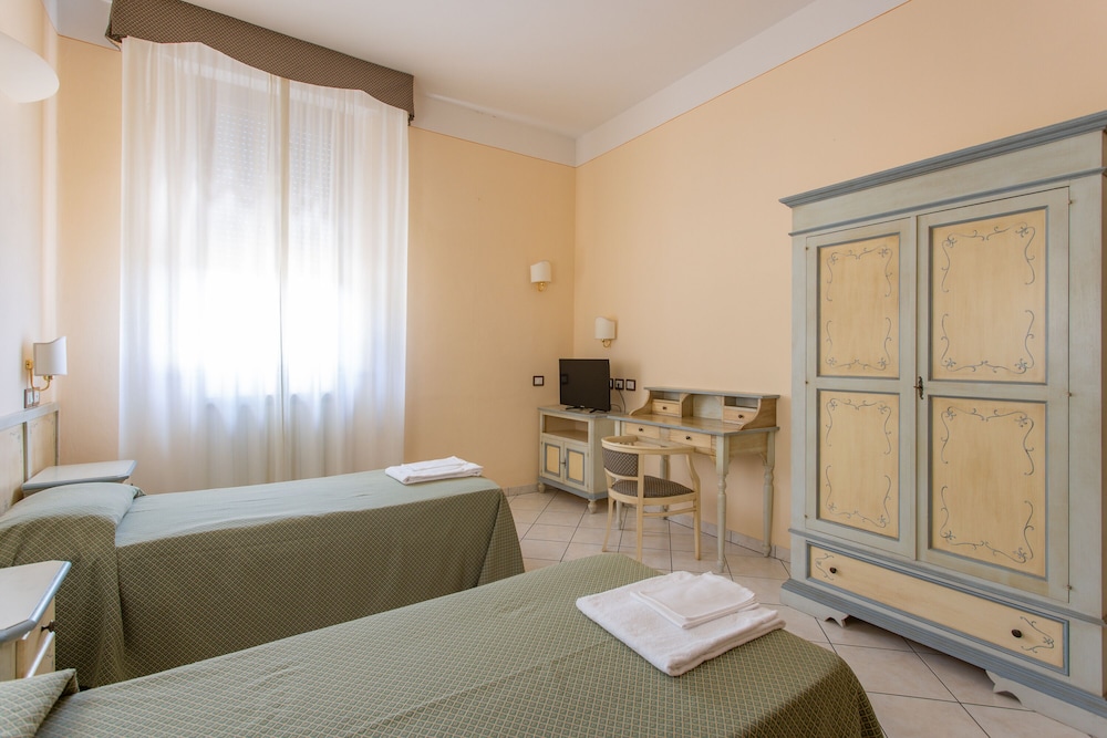 Classic Double or Twin Room, Accessible, Terrace