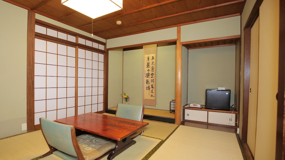 Traditional Room (Shared Bathroom, Iyama)
