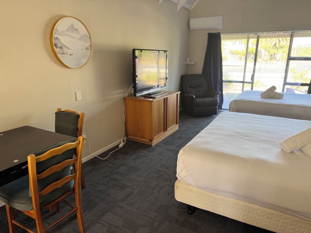 Family Studio, Air conditioning, Ground Floor photo 3
