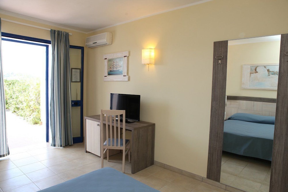 Family Room, Sea View