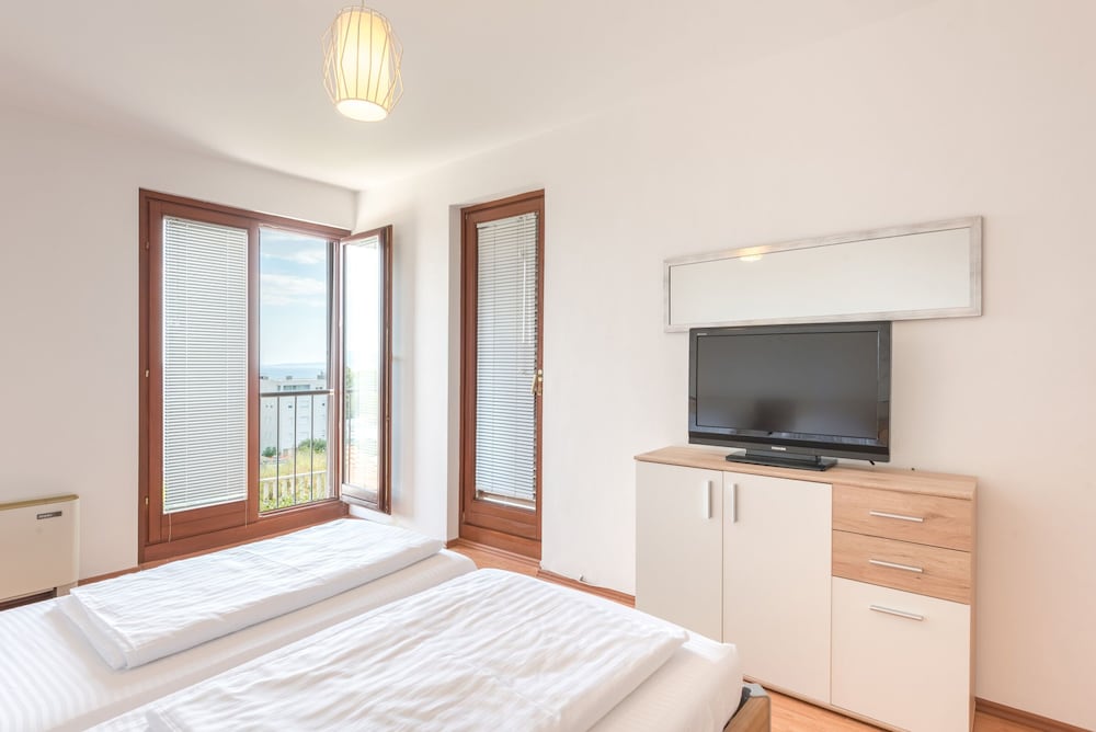Apartment (A1)