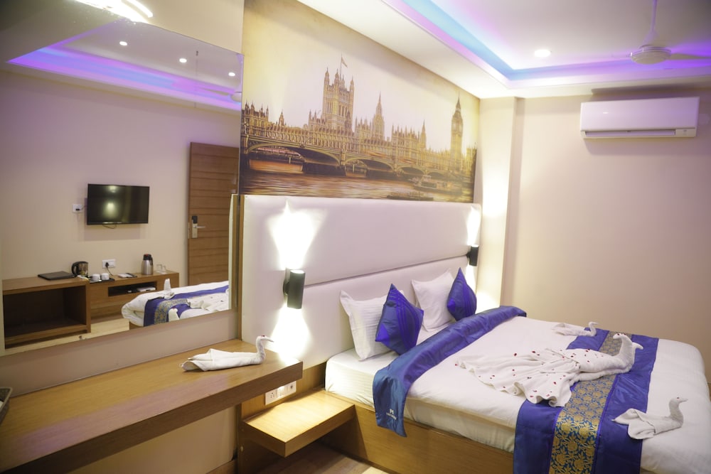 Superior Double Room, 1 Bedroom, Refrigerator
