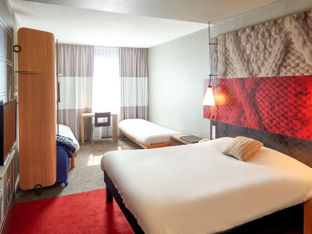 Standard Double Room, Multiple Beds - Photo 3
