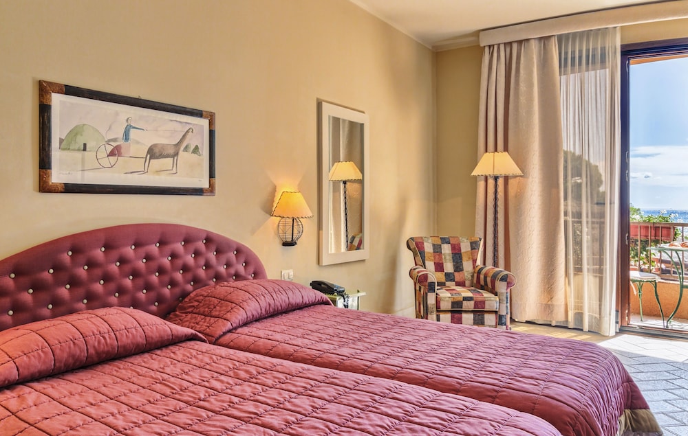 Double Room, Partial Sea View photo 2