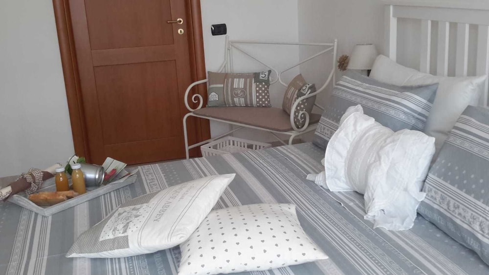 Double Room, Private Bathroom (External)