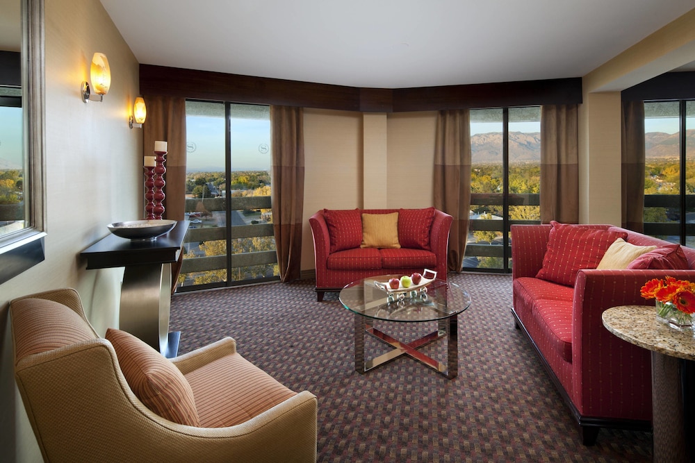 Executive Suite, 1 Bedroom, Mountain View - Photo 5