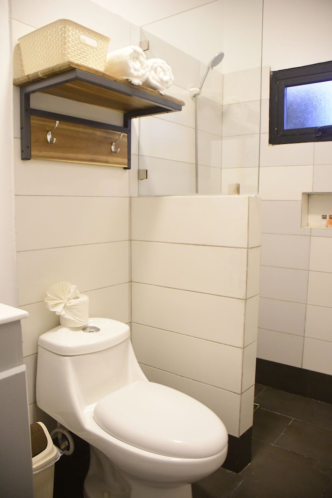 Classic Twin Room, 1 Bedroom, City View photo 2