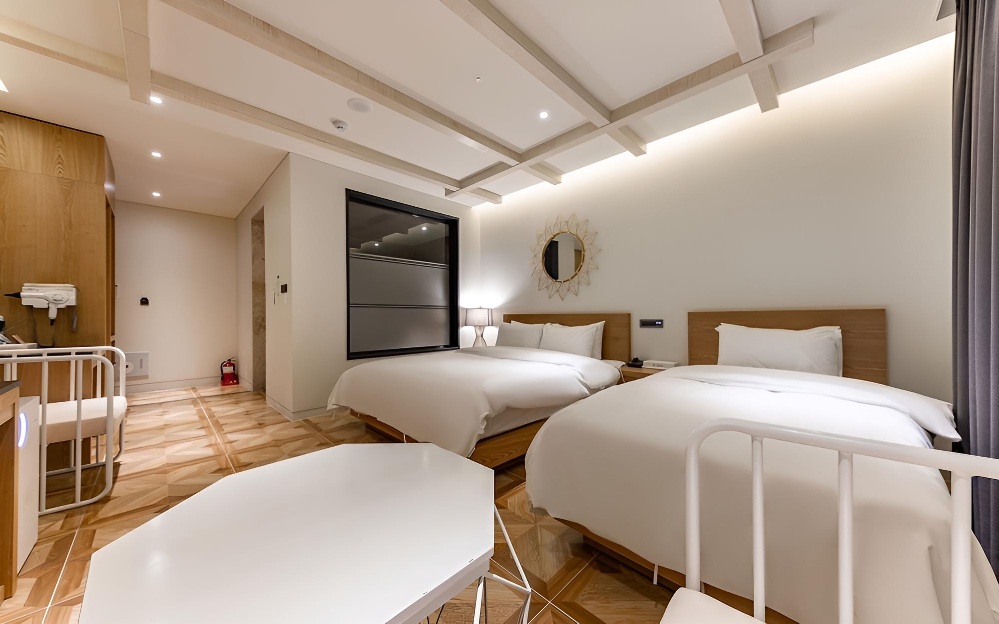 Room (Standard twin) photo 2
