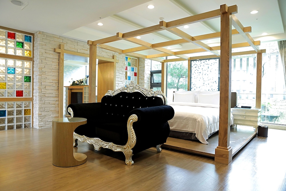 Premier Double Room photo 3