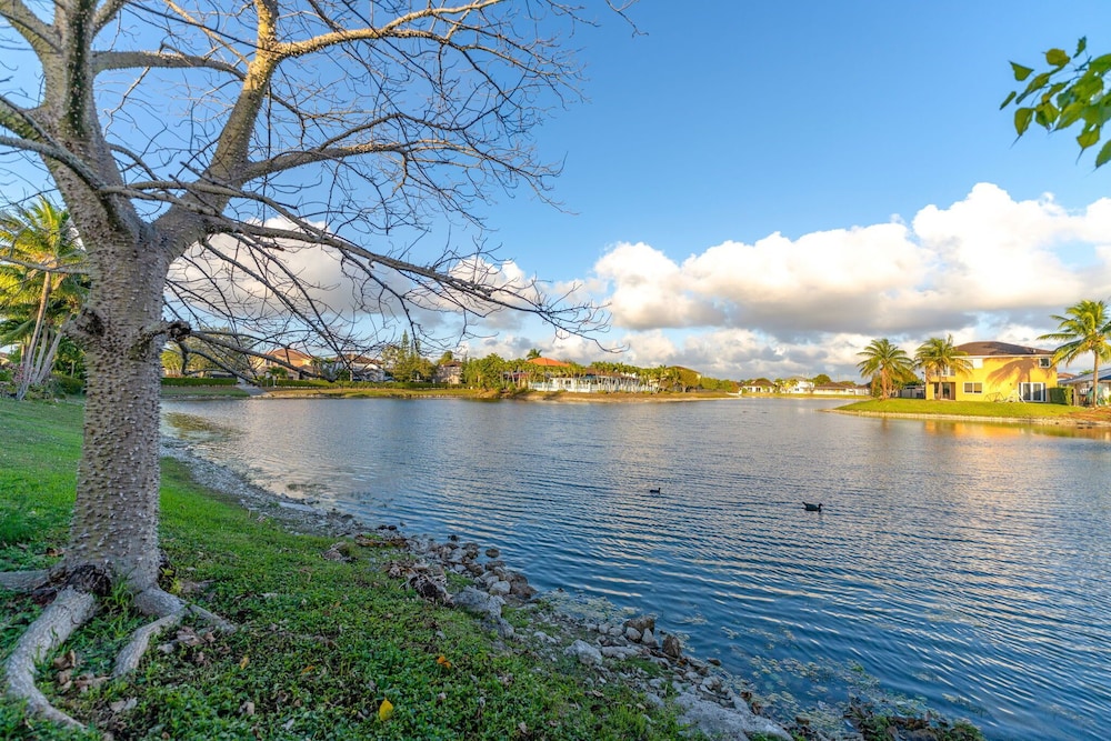 Waterview Villa Sleeps 10 BBQ Kayaks Games, Billede 13