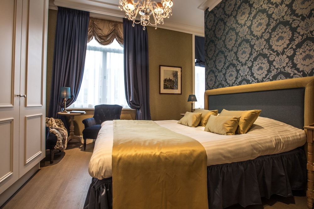 Deluxe Room - Photo 19