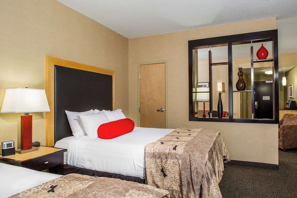 Suite, Multiple Beds, Accessible, Non Smoking - Photo 3