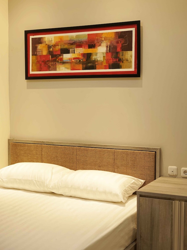 Deluxe Room - Photo 5