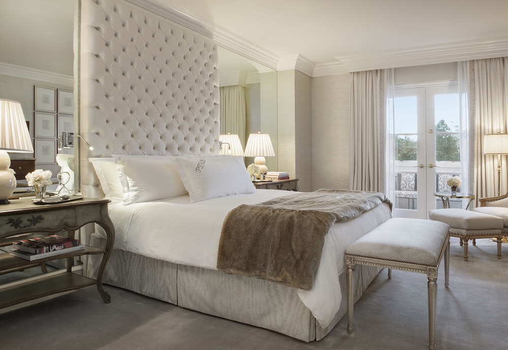 Grand Deluxe, Suite