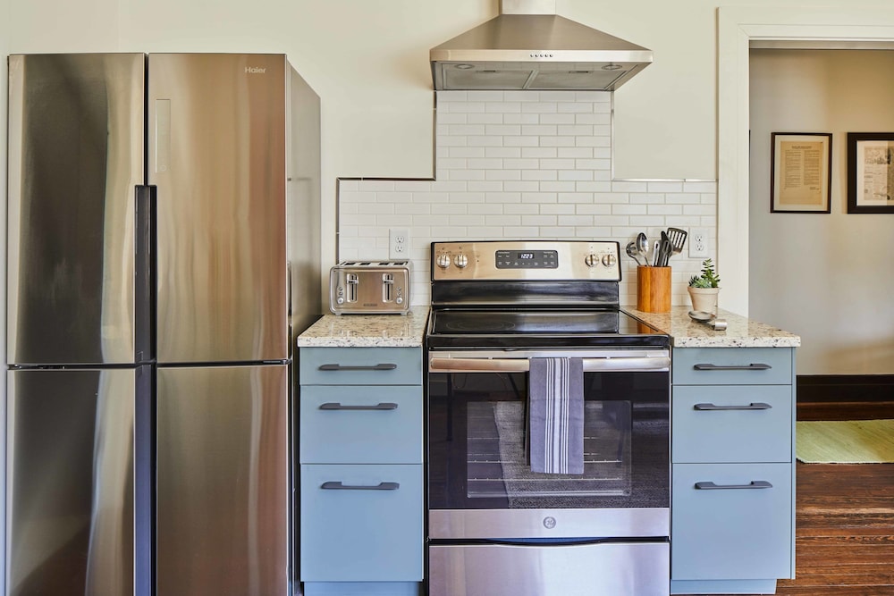Charles on 11th - Beautifully Restored Historic Southside Home Walkable Perfect for Groups, Billede 39