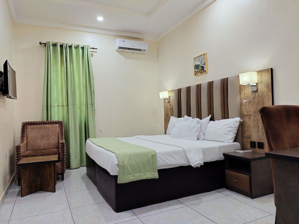 Standard Room - Photo 1