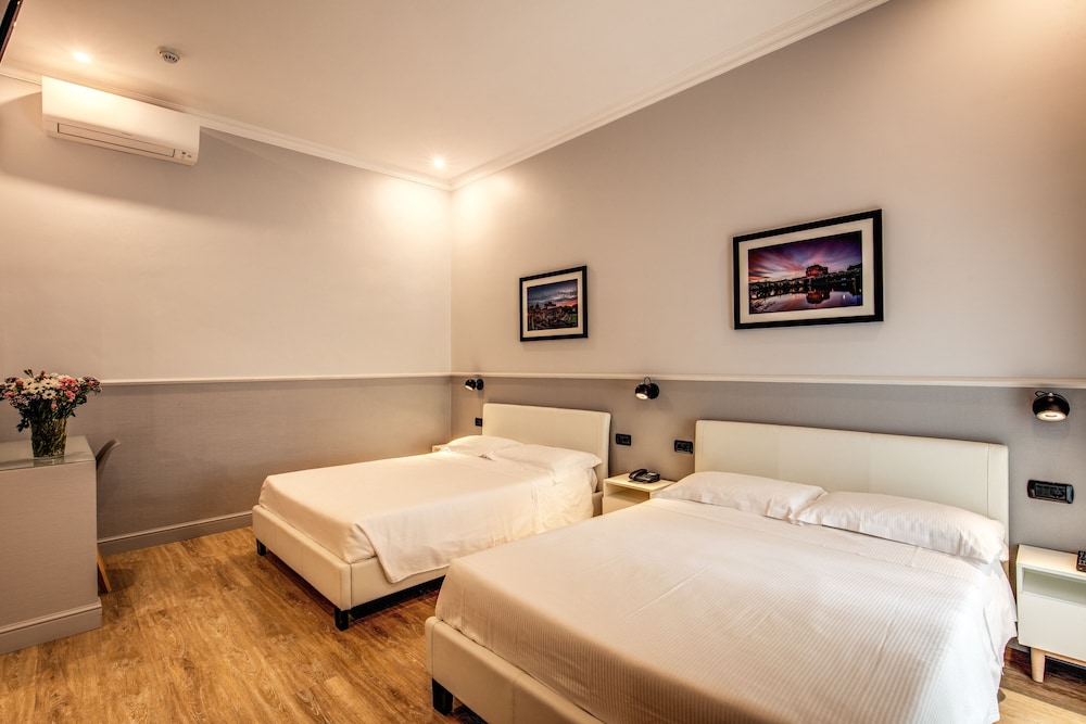 Economy Double or Twin Room - Photo 11