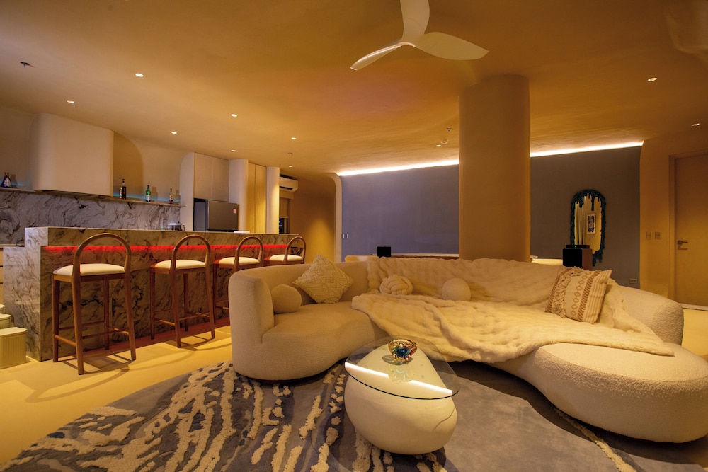 2 Bedroom Penthouse - The Bulabog Suite - Photo 18