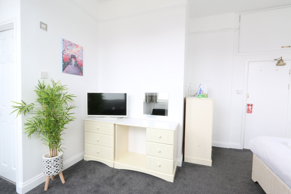 Double Room, Ensuite (Large) photo 1