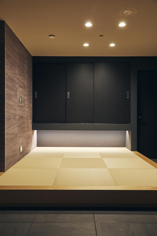 1F Dining Suite, Non Smoking (No BBQ available) photo 3