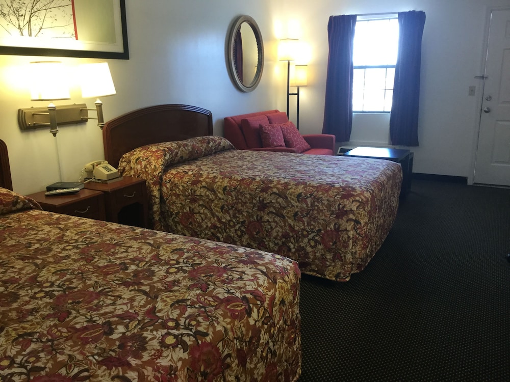 Deluxe Room, 2 Double Beds photo 1