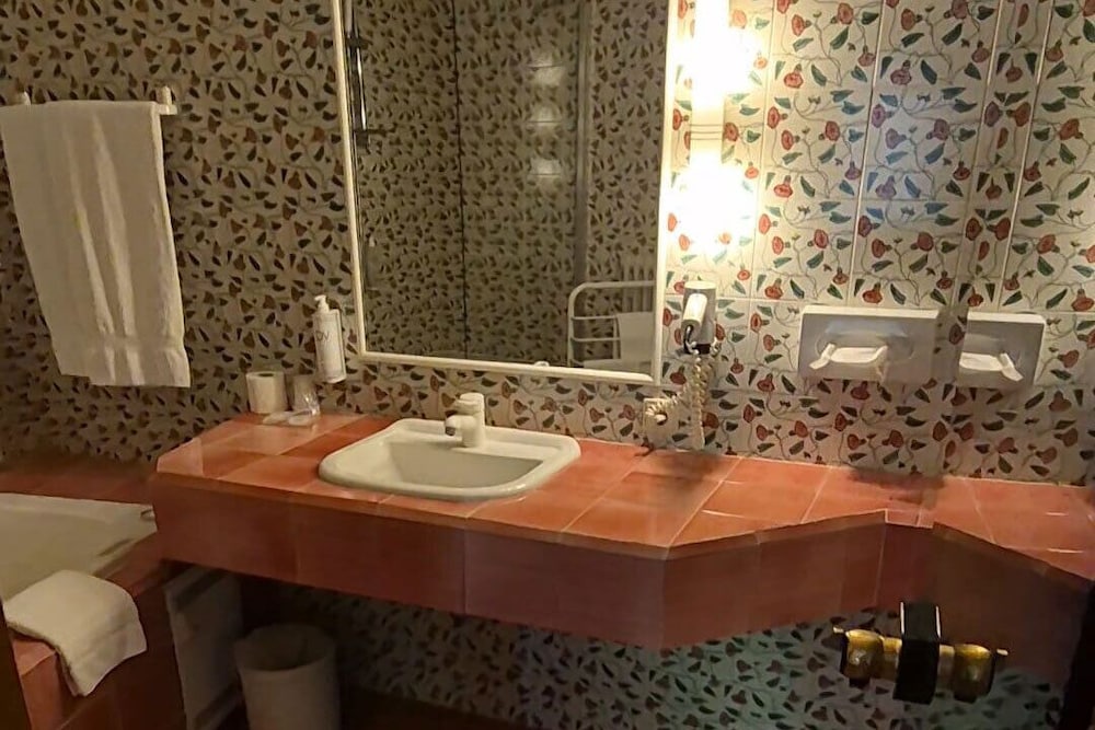 Standard Double Room, 1 Double Bed photo 3