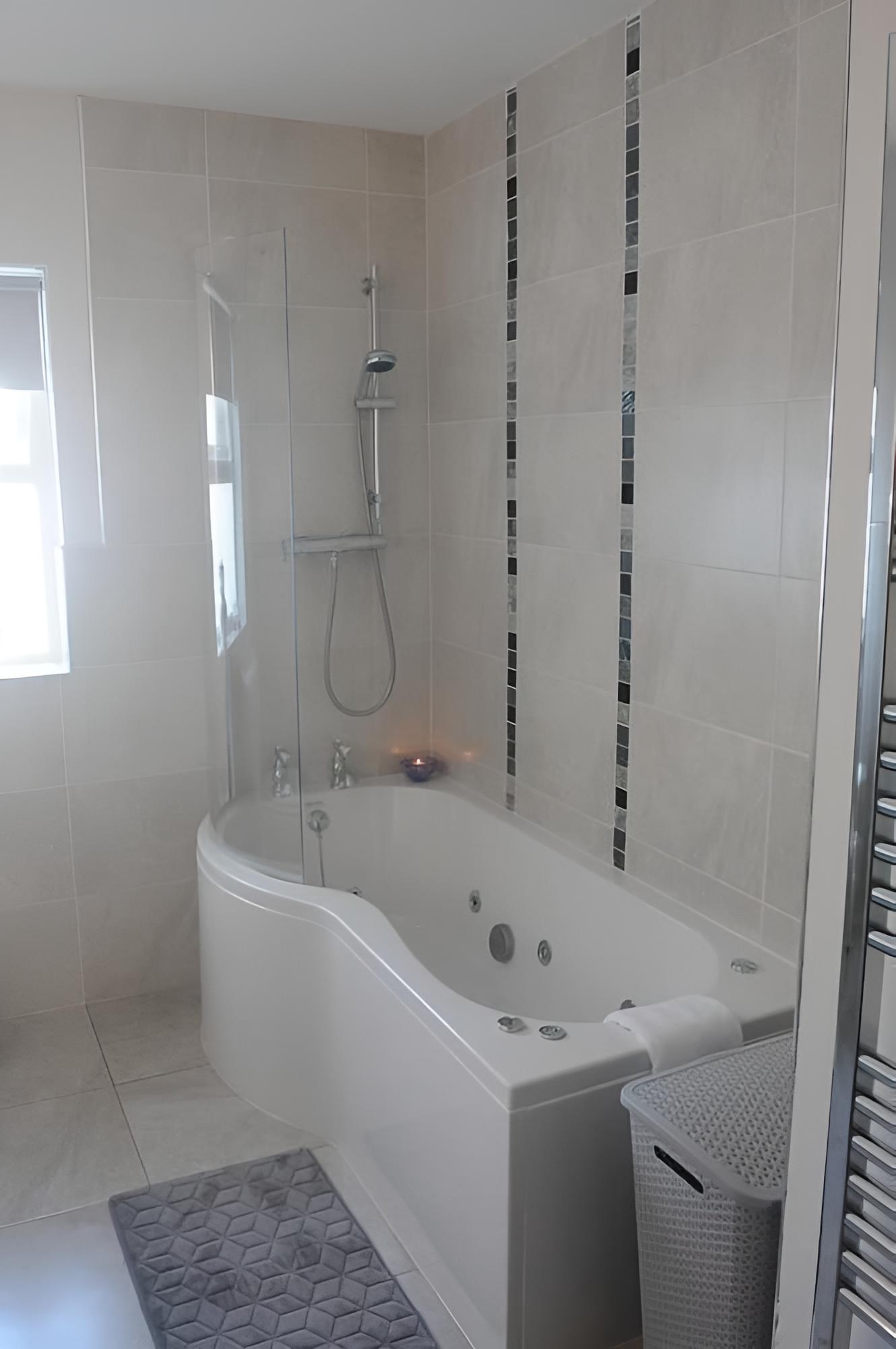 Double Room with Private Bathroom photo 2