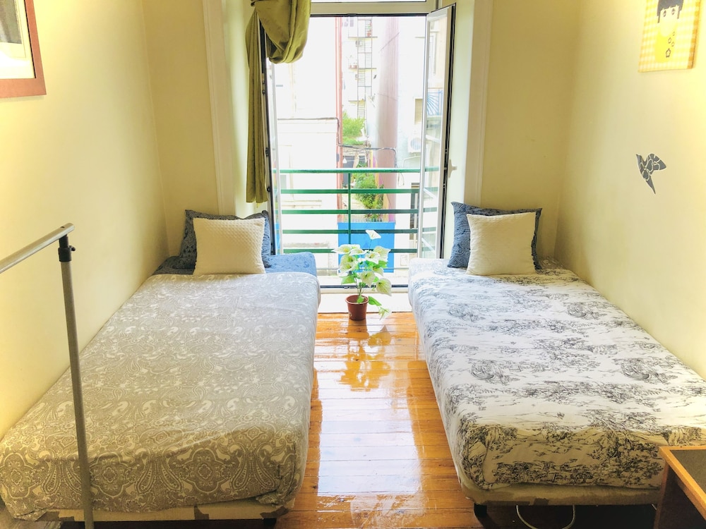 Standard Twin Room photo 2