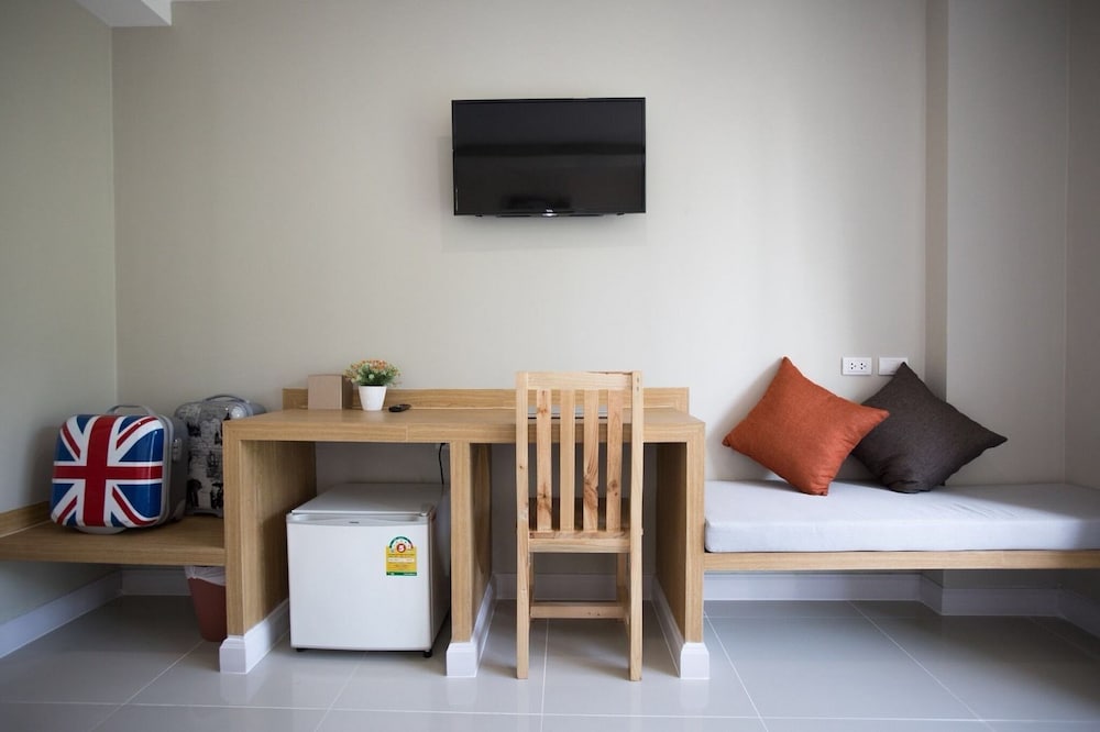 Standard Double Room - Photo 7