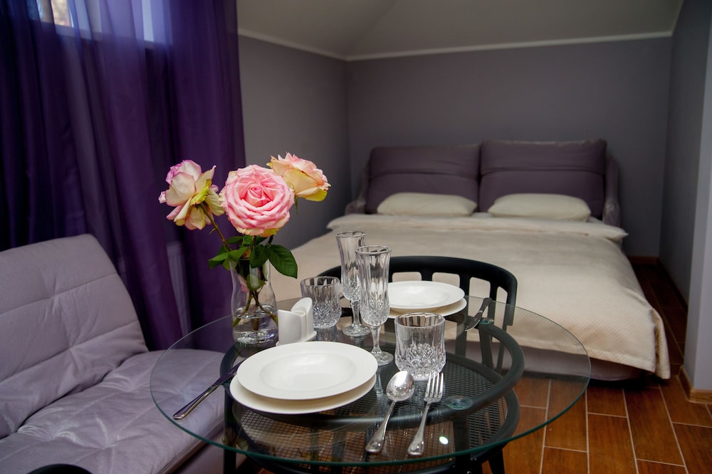 Standard Apartment, 1 King Bed, Non Smoking