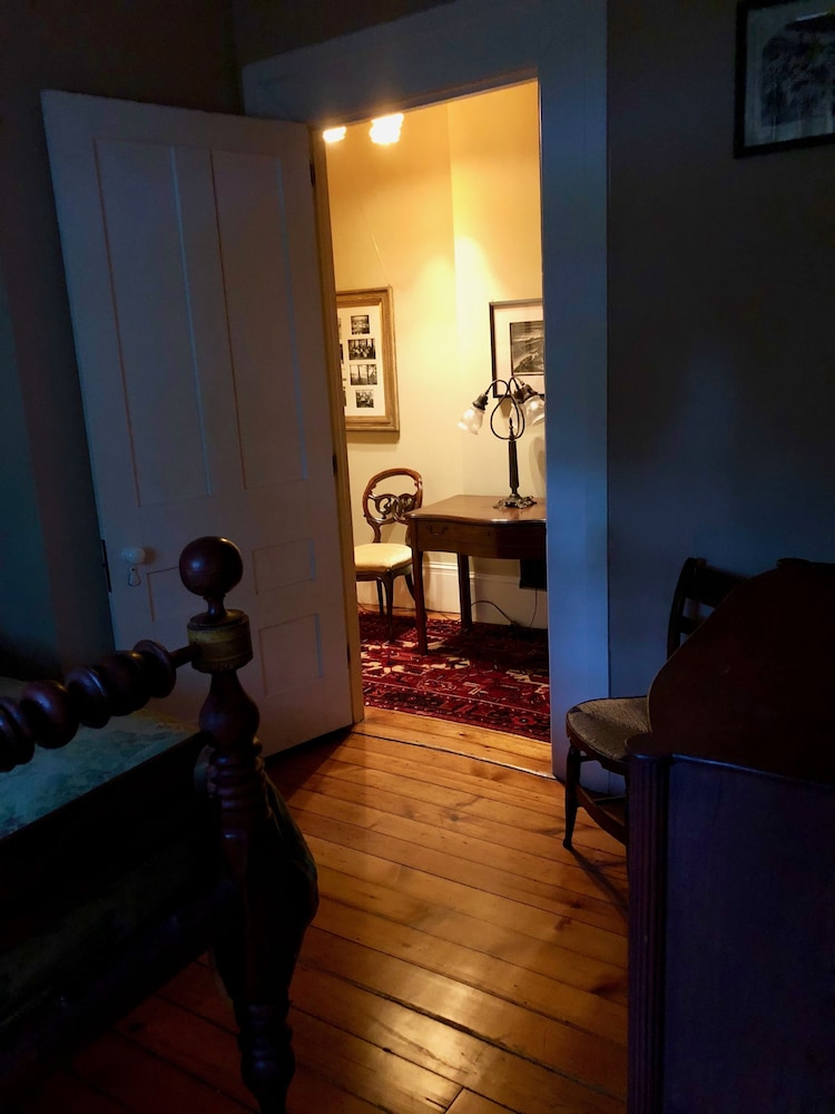 Saratoga Room photo 3