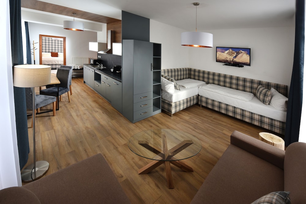 Grand Apartment, Kitchenette