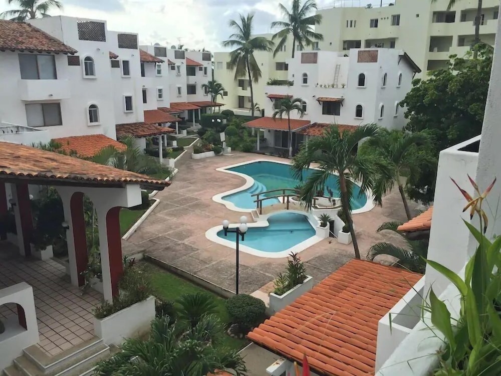 Family Condo photo 2