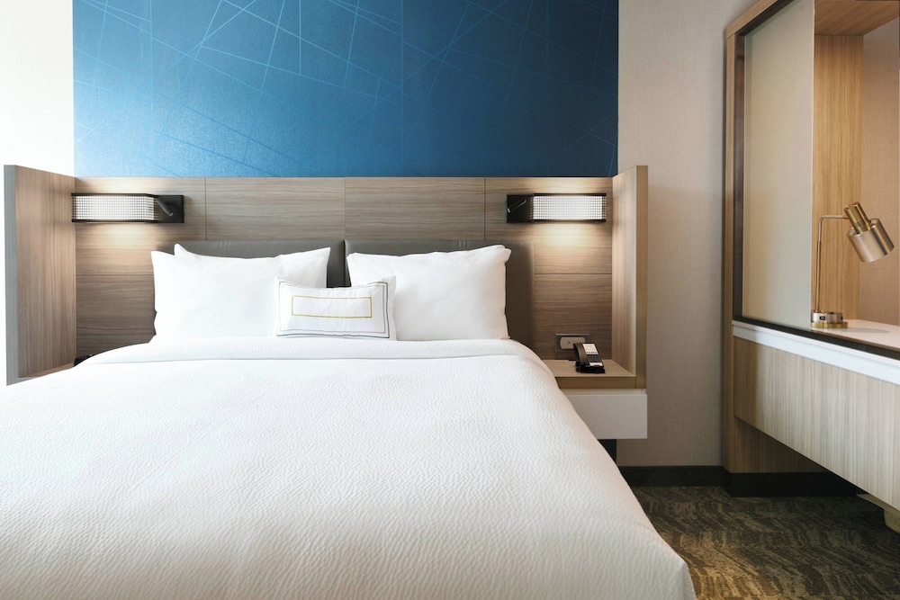 Suite, Multiple Beds - Photo 2