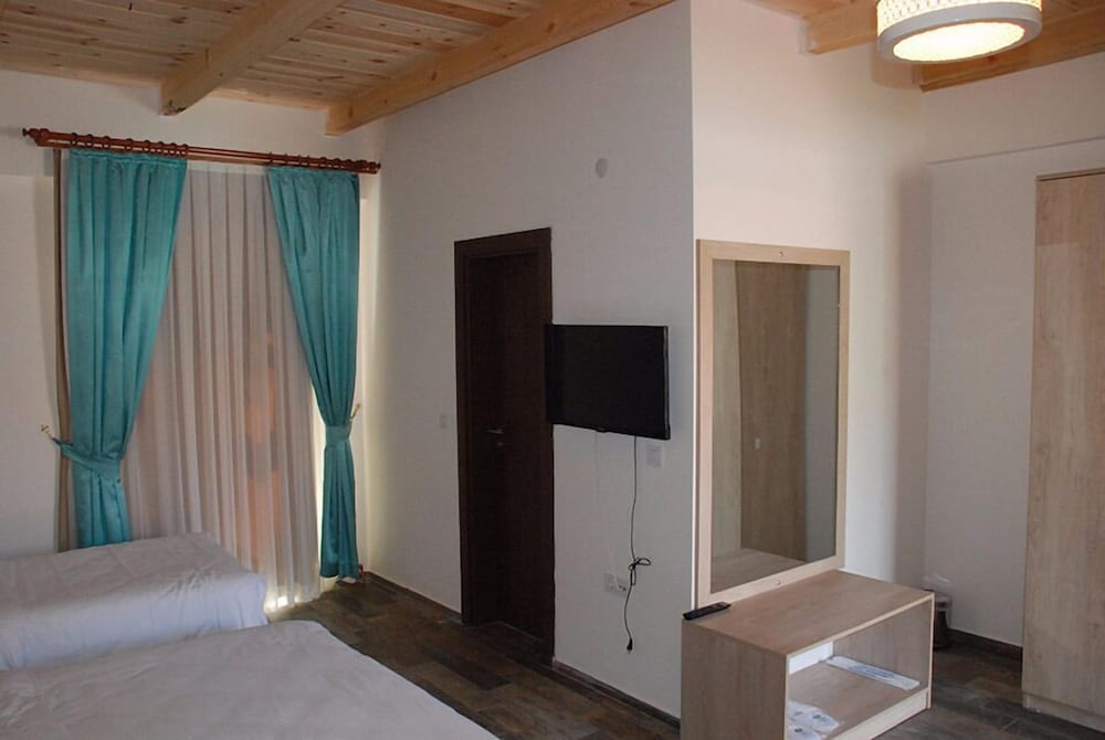Standard Triple Room photo 1