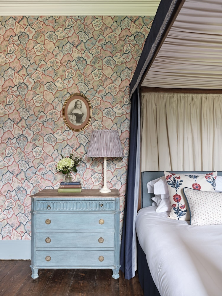 Bushby Bacon Suite photo 3