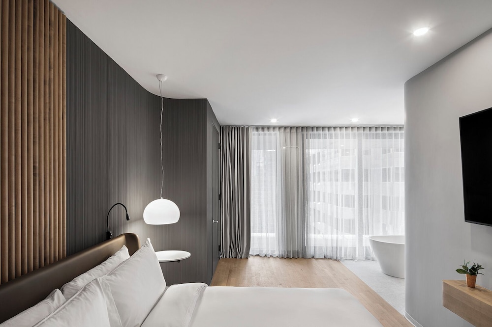 Executive Studio Suite - Photo 2
