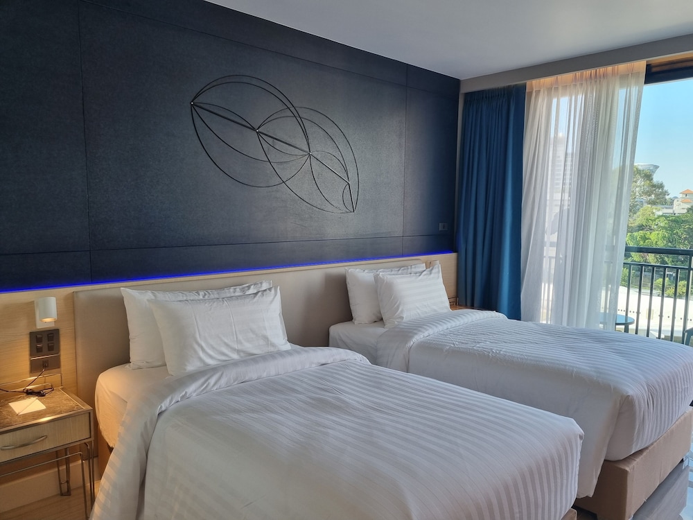 Superior Room (DEE Tower) - Photo 4