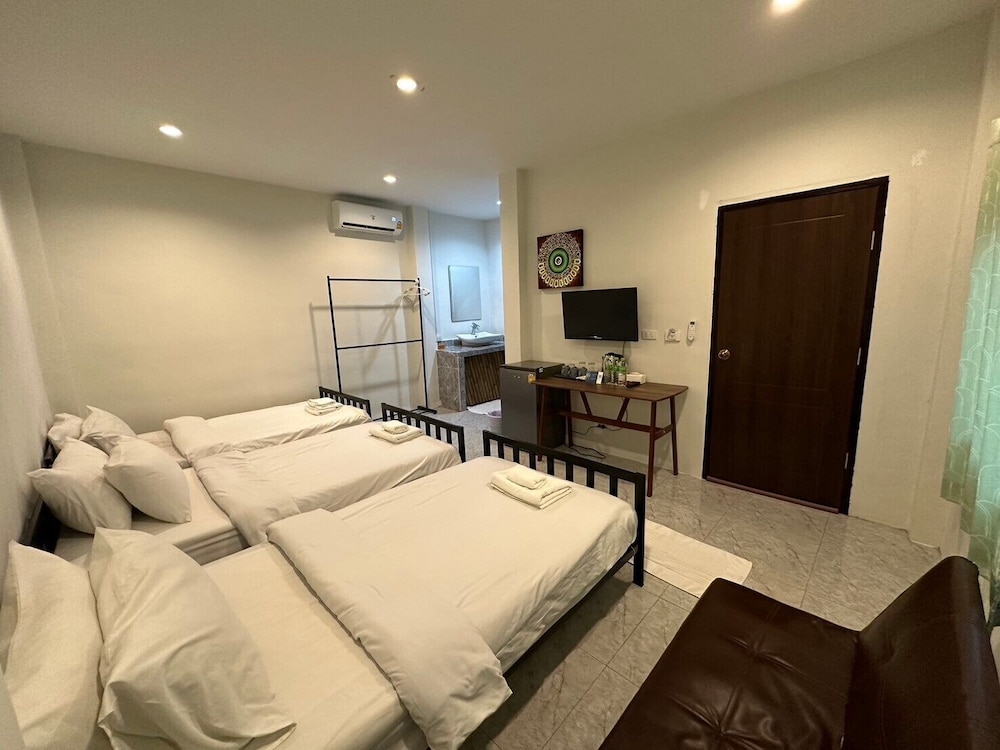 Standard Triple Room - Photo 3