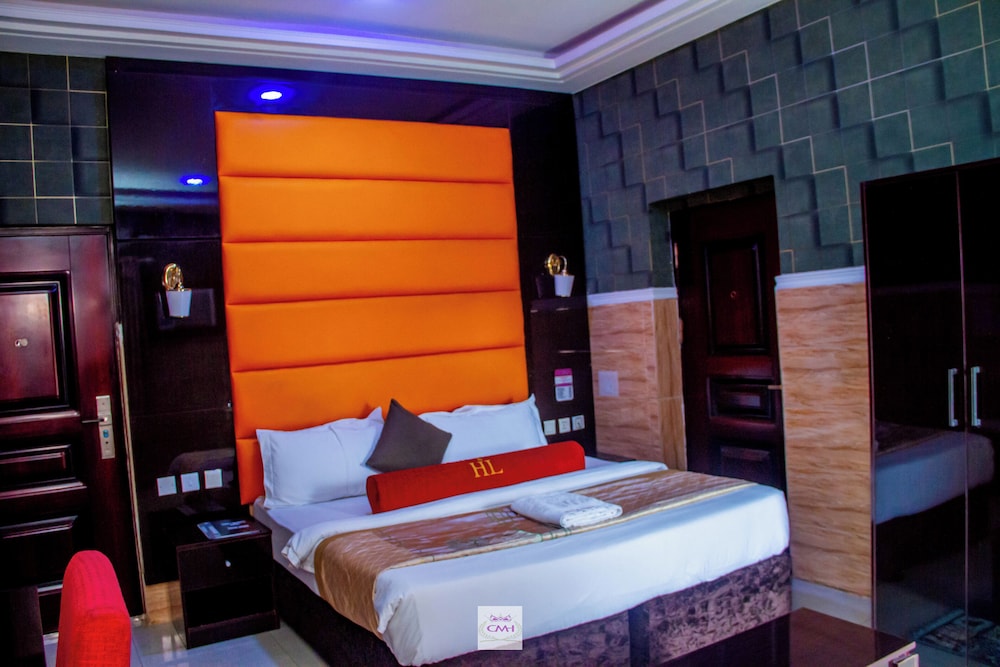 Honeymoon Loft photo 2